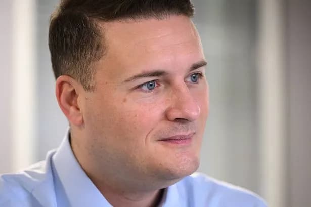 UK Government achieves NHS appointment target early, yet challenges remain